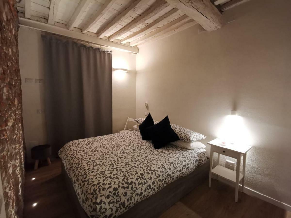 6 Via Della Rosa Apartment Lucca Ngoại thất bức ảnh