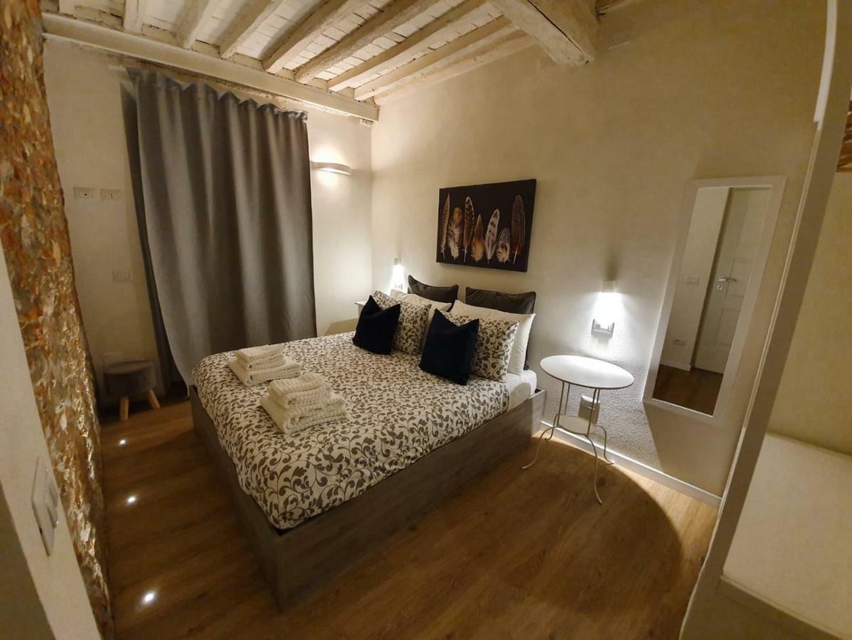 6 Via Della Rosa Apartment Lucca Ngoại thất bức ảnh